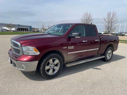 Delmonico Red Pearlcoat 2017 RAM 1500 Big Horn