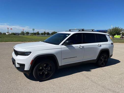 2022 Jeep Grand Cherokee L Altitude