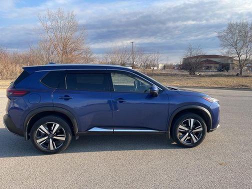 2022 Nissan Rogue Platinum