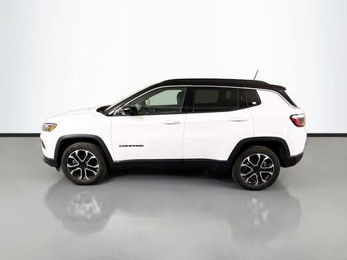 Bright White Clearcoat 2024 Jeep Compass Limited