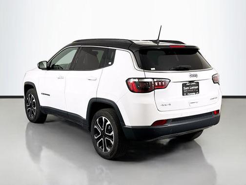 Bright White Clearcoat 2024 Jeep Compass Limited