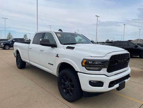 Bright White Clearcoat 2022 RAM 3500 Limited