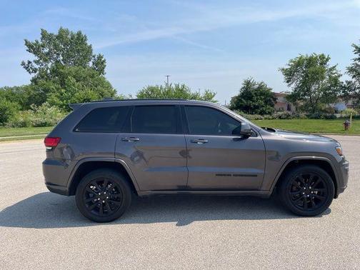2019 Jeep Grand Cherokee Altitude