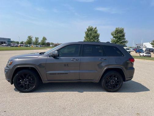 2019 Jeep Grand Cherokee Altitude