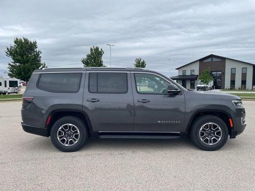 Baltic Gray Metallic Clearcoat 2024 Jeep Wagoneer Series II