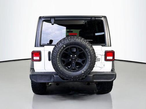 Bright White Clearcoat 2020 Jeep Wrangler Unlimited Unlimited Willys
