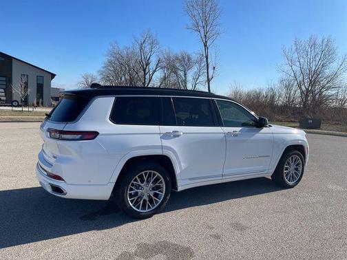 2024 Jeep Grand Cherokee L Summit