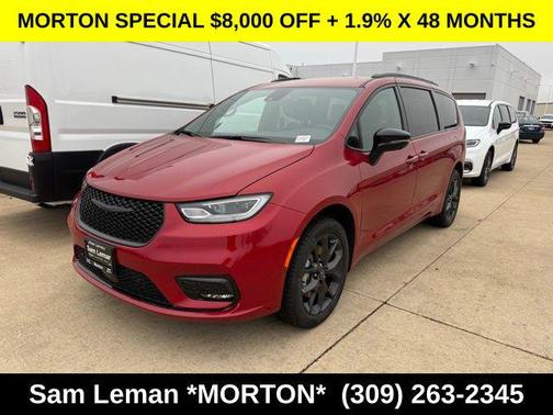 Red Hot Pearlcoat 2026 Chrysler Pacifica L