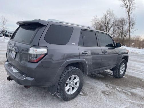 2017 Toyota 4Runner SR5