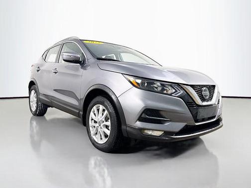 2022 Nissan Rogue Sport SV