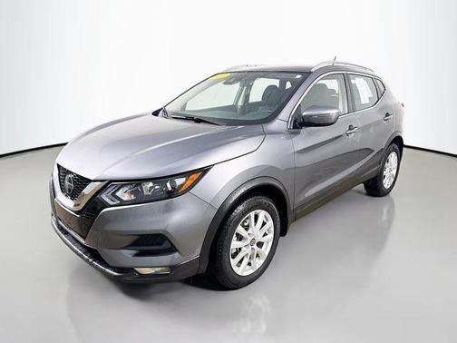 2022 Nissan Rogue Sport SV