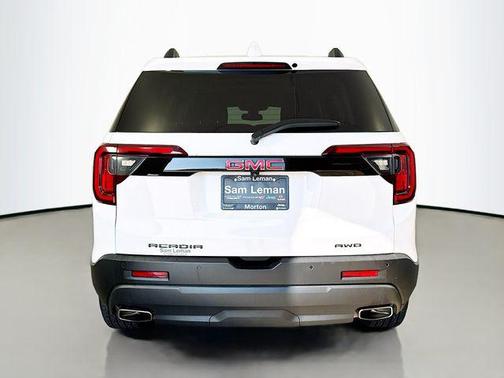 2021 GMC Acadia SLT