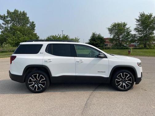 2021 GMC Acadia SLT