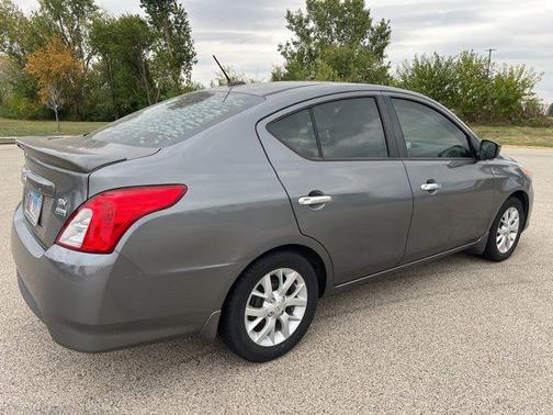 2017 Nissan Versa 1.6 SV