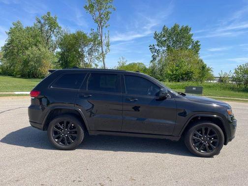 2019 Jeep Grand Cherokee Altitude