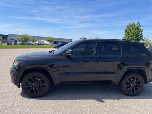2019 Jeep Grand Cherokee Altitude