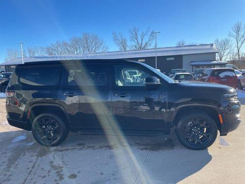 2025 Jeep Wagoneer Series II