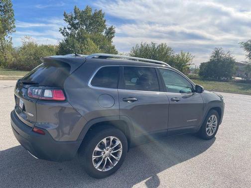 2021 Jeep Cherokee Latitude Lux