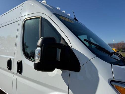 2025 RAM ProMaster 2500 Tradesman