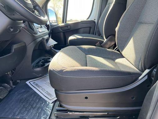 2025 RAM ProMaster 2500 Tradesman
