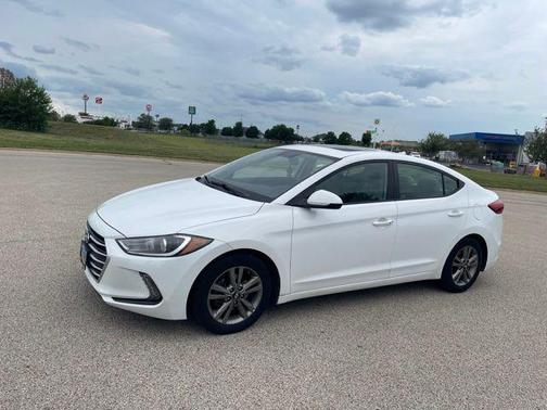 Quartz White Pearl 2018 Hyundai ELANTRA Value Edition