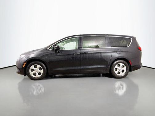 2017 Chrysler Pacifica LX
