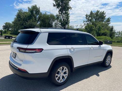 Bright White Clearcoat 2023 Jeep Grand Cherokee L Limited