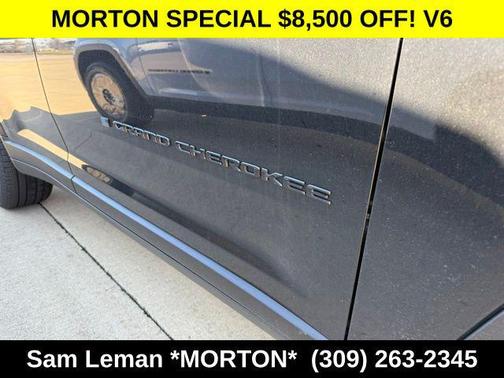 Diamond Black Crystal Pearlcoat 2025 Jeep Grand Cherokee Limited