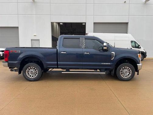 Velocity Blue Metallic 2020 Ford F-250 XLT