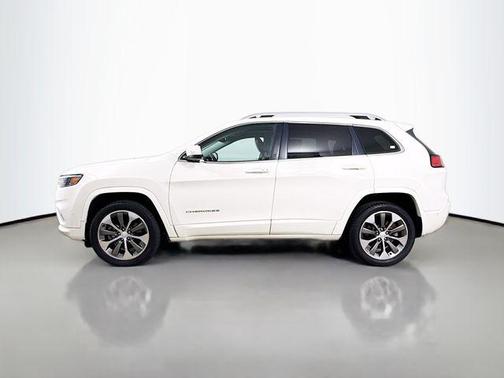 2019 Jeep Cherokee Overland