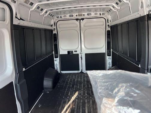 2025 RAM ProMaster 2500 Tradesman
