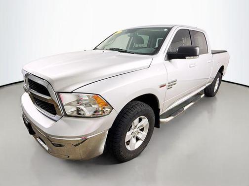 2019 RAM 1500 SLT