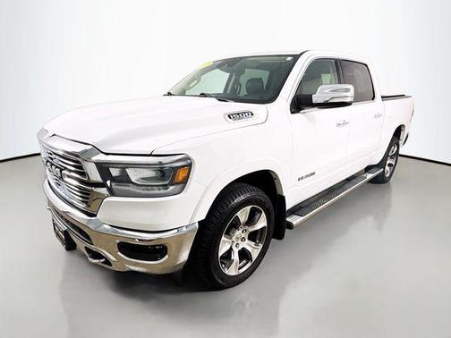 Bright White Clearcoat 2021 RAM 1500 Laramie