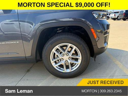 2025 Jeep Grand Cherokee Laredo