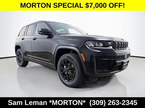 Diamond Black Crystal Pearlcoat 2026 Jeep Grand Cherokee Altitude
