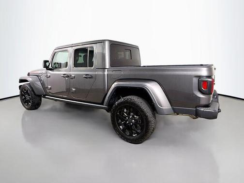 2024 Jeep Gladiator Nighthawk