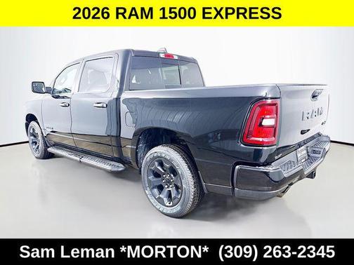 Diamond Black Crystal Pearlcoat 2026 RAM 1500 Express