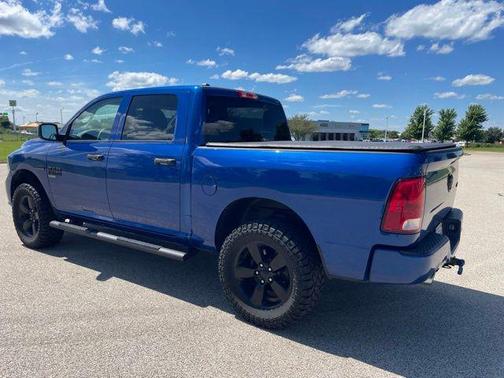 Blue Streak Pearlcoat 2019 RAM 1500 Express