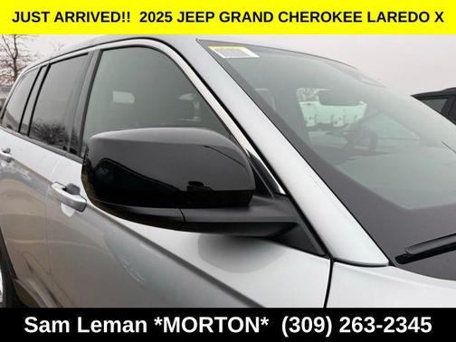 2025 Jeep Grand Cherokee Laredo