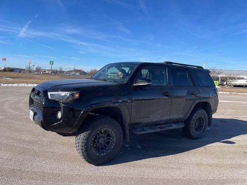 2014 Toyota 4Runner SR5