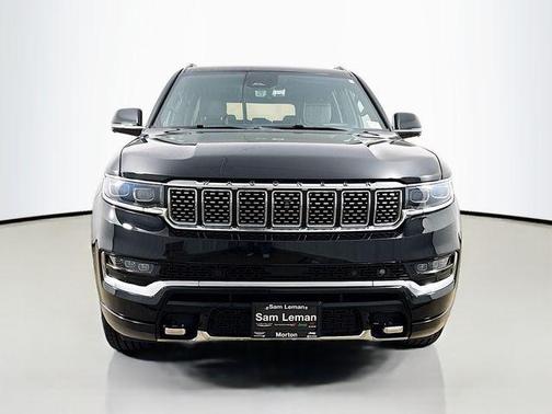 Diamond Black Crystal Pearlcoat 2023 Jeep Grand Wagoneer L Series III
