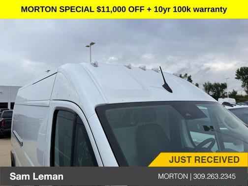 Bright White Clearcoat 2026 RAM ProMaster 2500 Tradesman