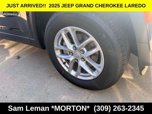 2025 Jeep Grand Cherokee Laredo