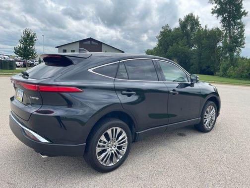 Black 2024 Toyota Venza Limited