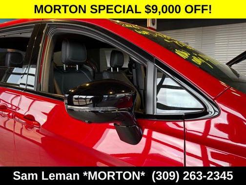Red Hot Pearlcoat 2026 Chrysler Pacifica L