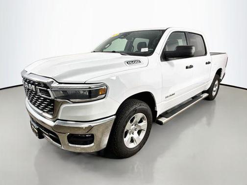 Bright White Clearcoat 2026 RAM 1500 Big Horn/Lone Star