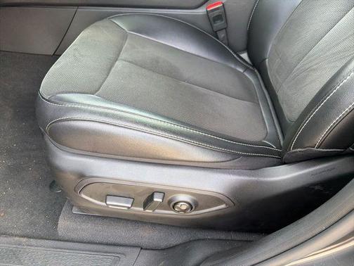 Baltic Gray Metallic Clearcoat 2024 Jeep Grand Cherokee Altitude
