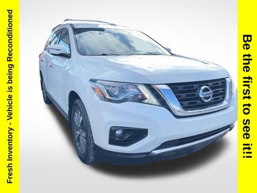 2018 Nissan Pathfinder SV