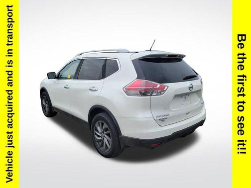 Pearl White 2016 Nissan Rogue SL