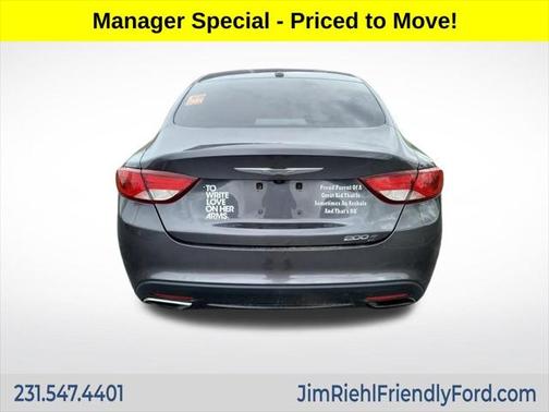 2015 Chrysler 200 S